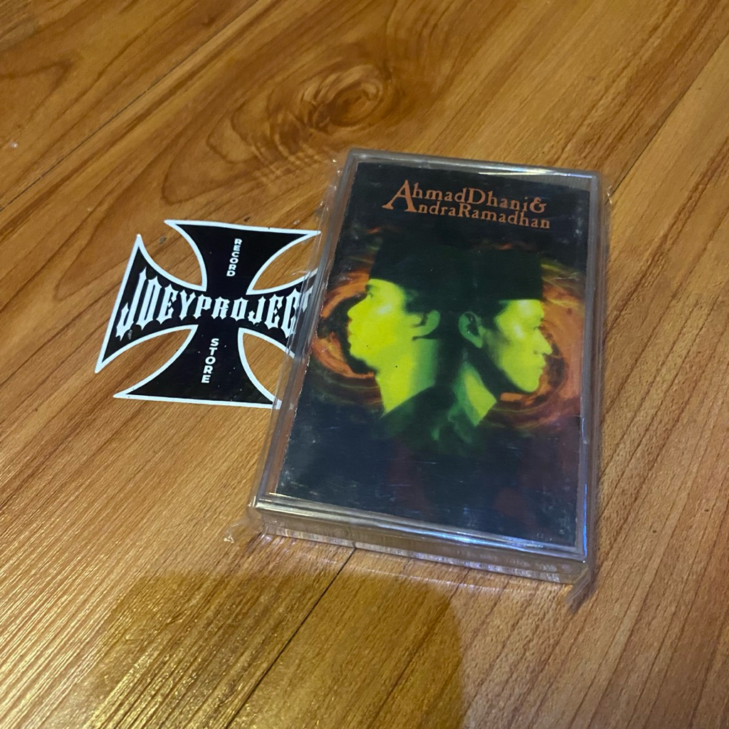 kaset ahmad dhani & andra ramadhan / dewa 19