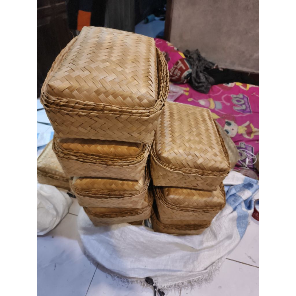 ANYAMAN BAMBU UNTUK DINDING,PLAFON,GAZEBO