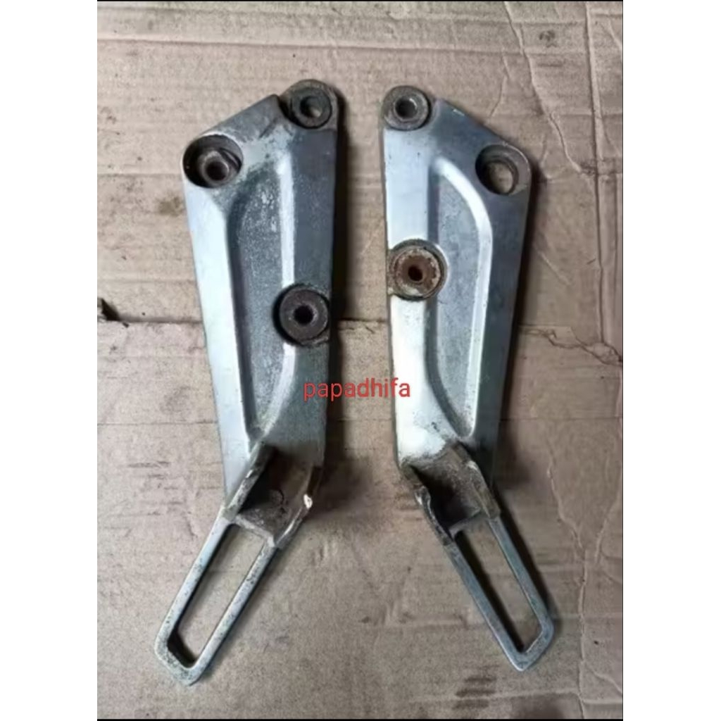 postep belakang Honda Supra lama