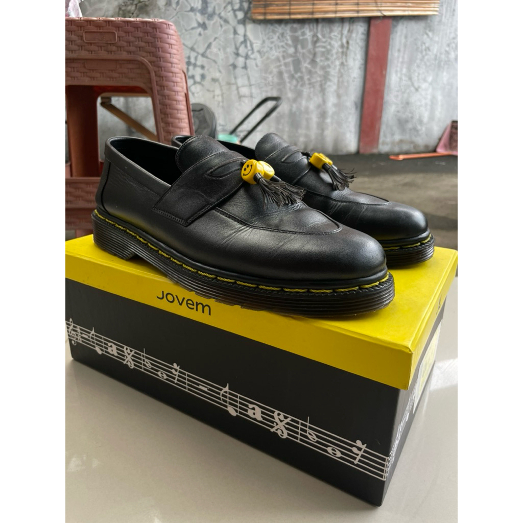 Jovem Loafer Boi / Sepatu Casual Kulit Hitam