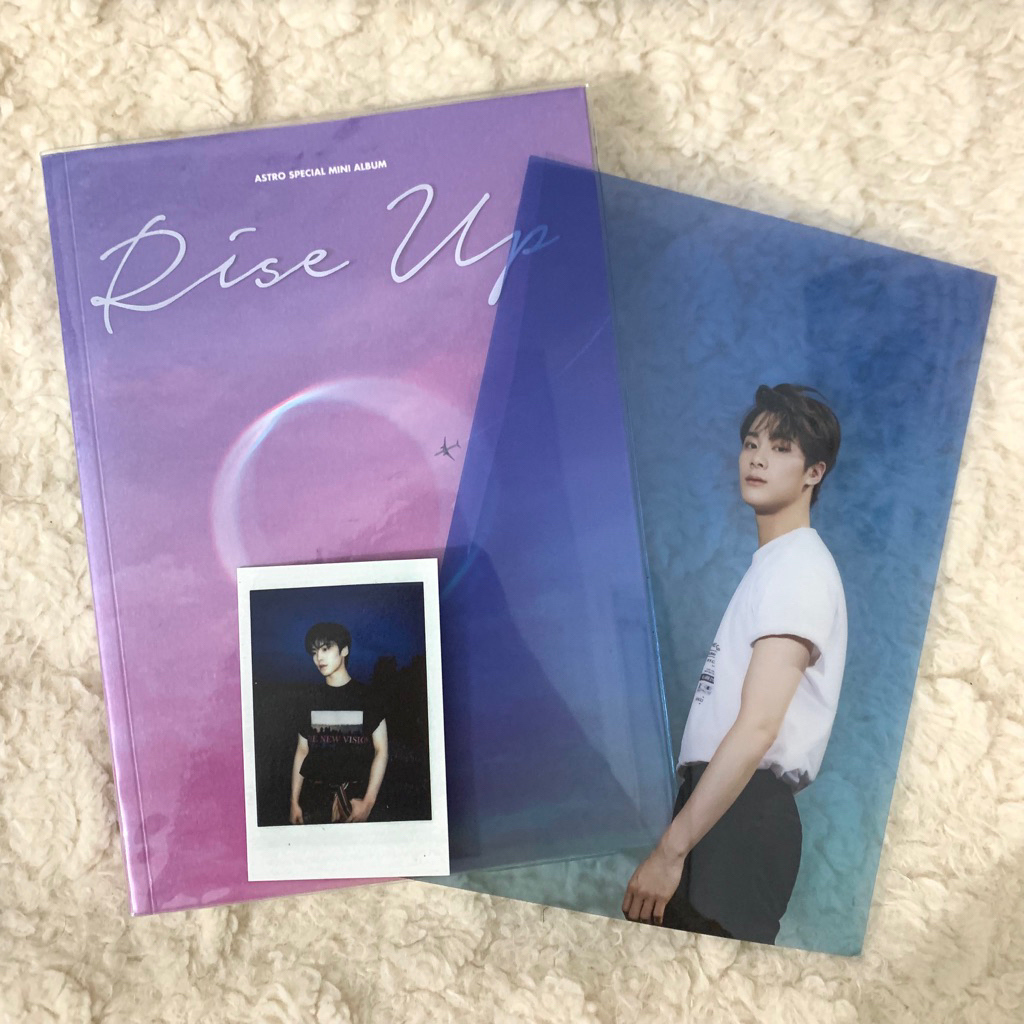 ASTRO- Album Rise Up (Unsealed)