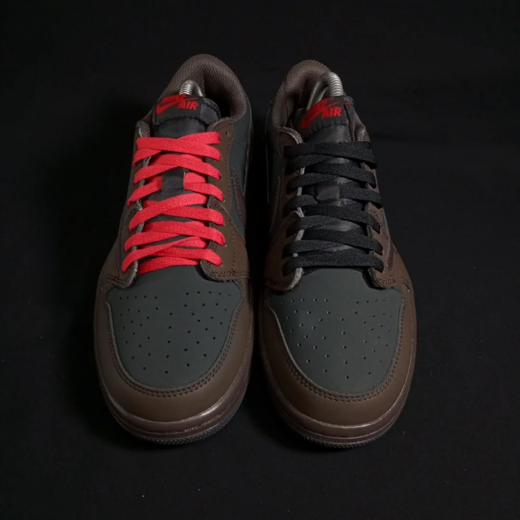 SEPATU SNEAKERS AJ1 TRAVIS SCOTT SIZE 43