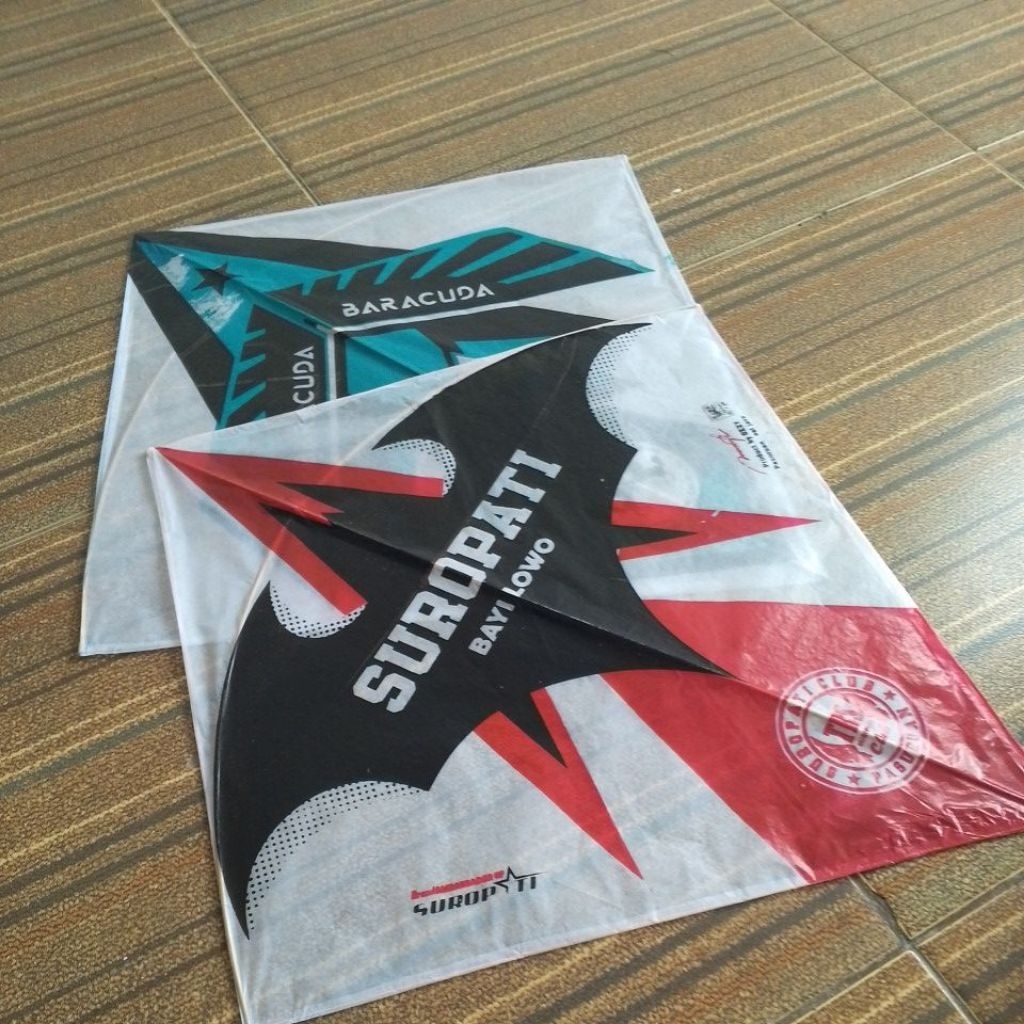 Layangan sukhoi super bambu apus dan petung