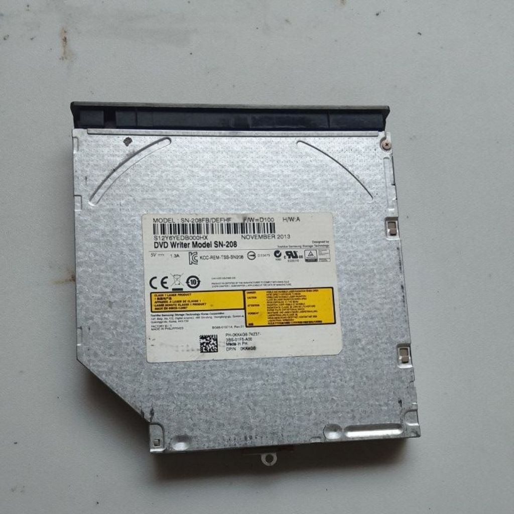 DVD Laptop Zyrex Cruiser WT4823D