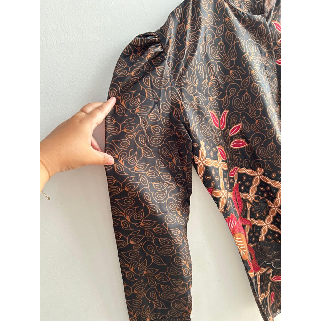 PL Batik Lengan Panjang Puffy
