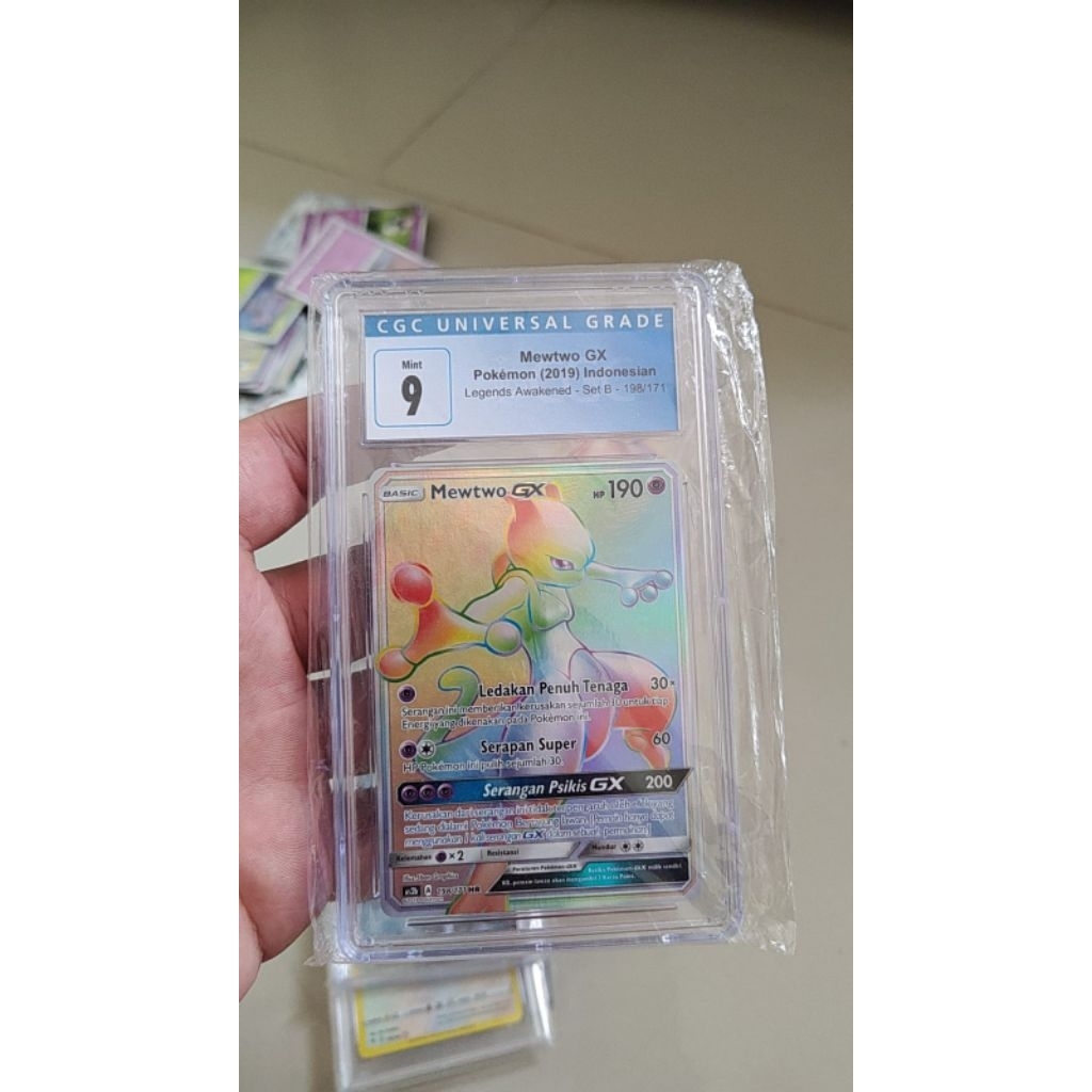 Pokemon Mewtwo GX HR legend awakened 2019 ind CGC9
