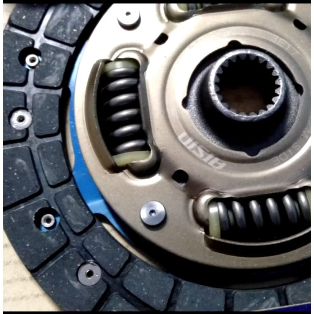 Plat kopling set Avanza 1.3 Xenia kampas kopling set ori Aisin