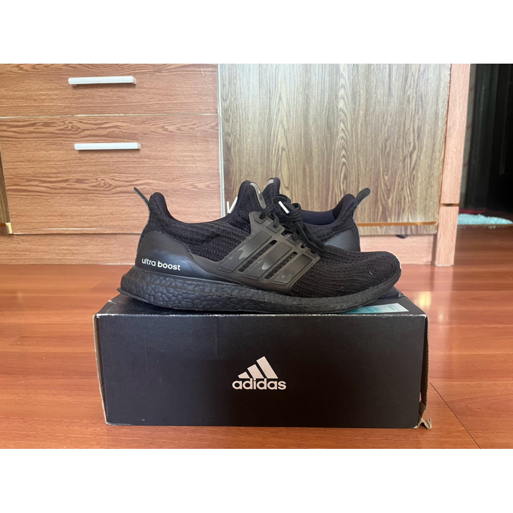 Adidas Ultraboost 4.0 Triple Black Size 45 1/3 Original Second Nyaman Daily