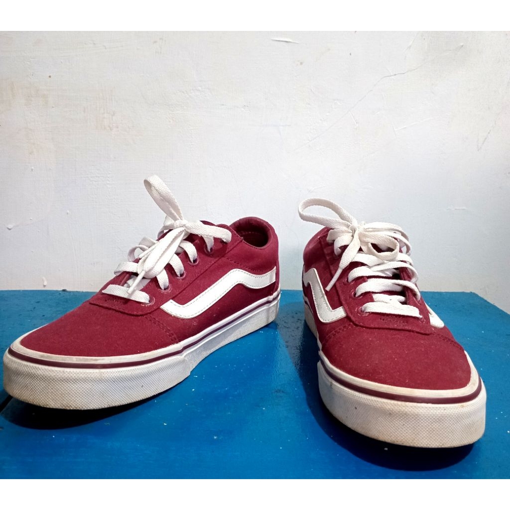 sepatu vans off the wall size 40