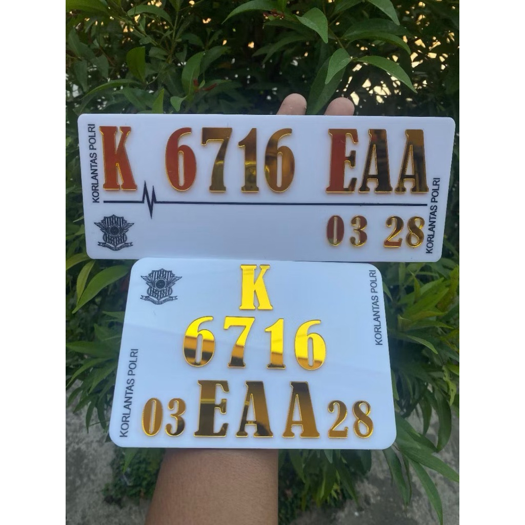 plat nomer vespa matic belakang