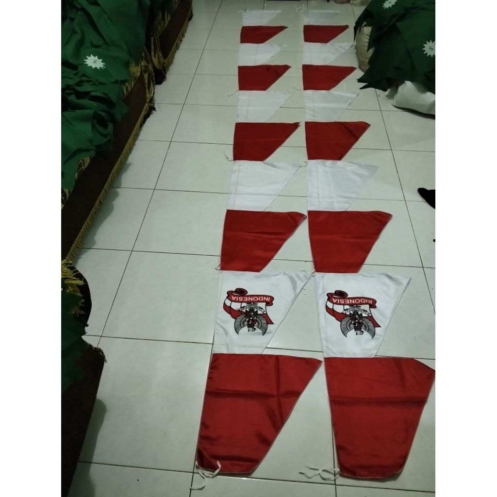 Umbul Umbul Merah Putih Sablon Garuda 10 Mata Dan 8 Mata Umbul Umbul Zig Zag Merah Putih Sablon 10ma