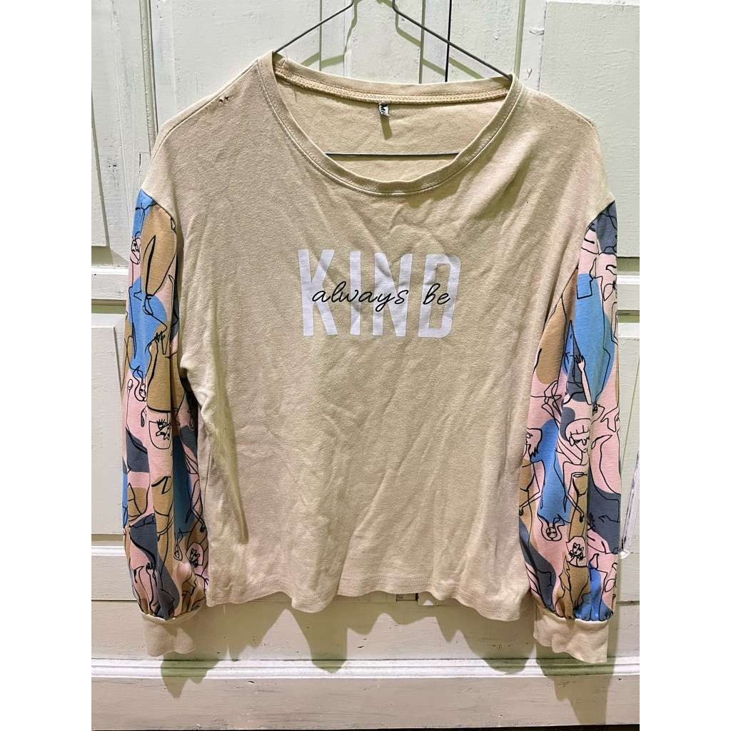 PRELOVED SWEATER MODEL BOXY