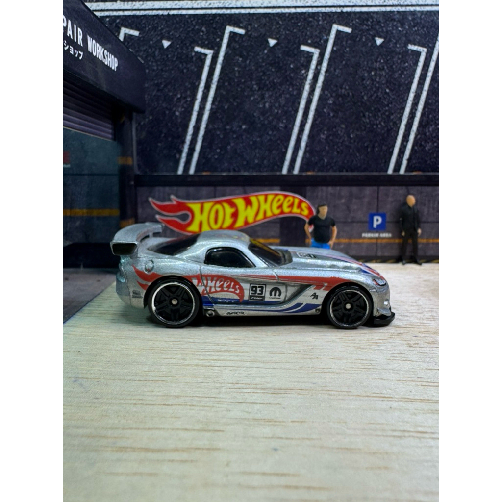 HOT WHEELS DODGE VIPER SRT10 ACR