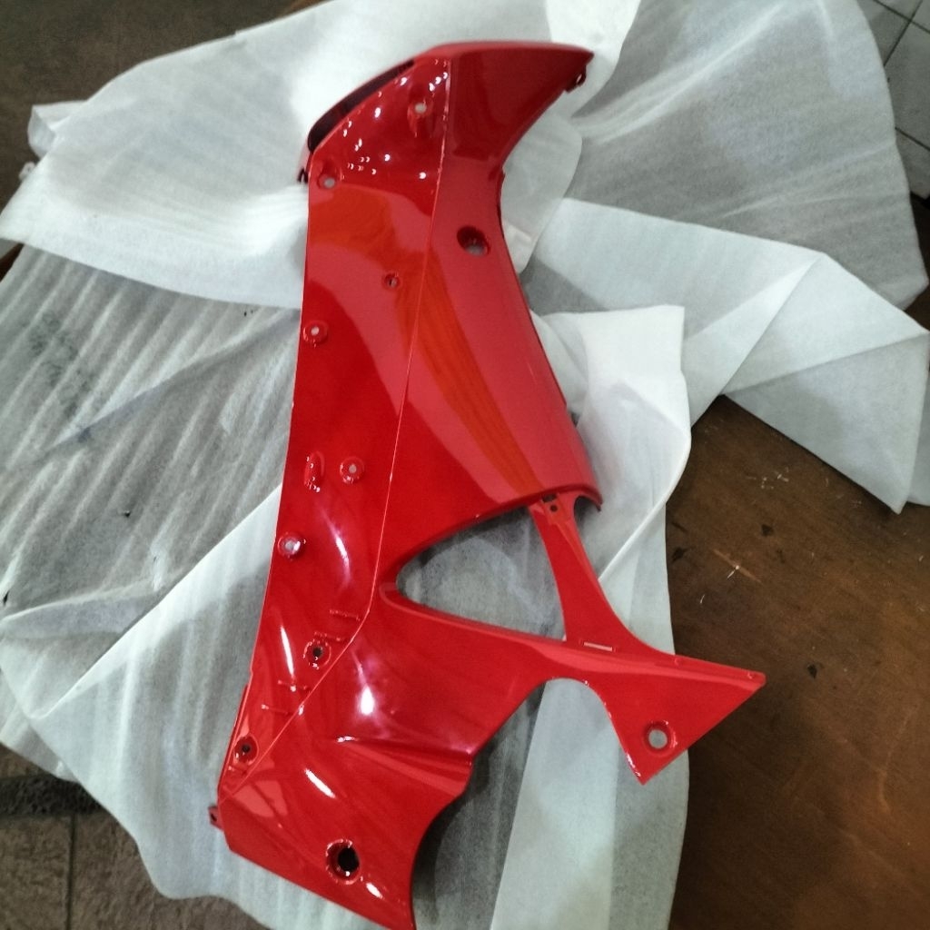 SAYAP DALAM KIRI MERAH SUPRA X 125 GEN 1 ORIGINAL AHM ASLI