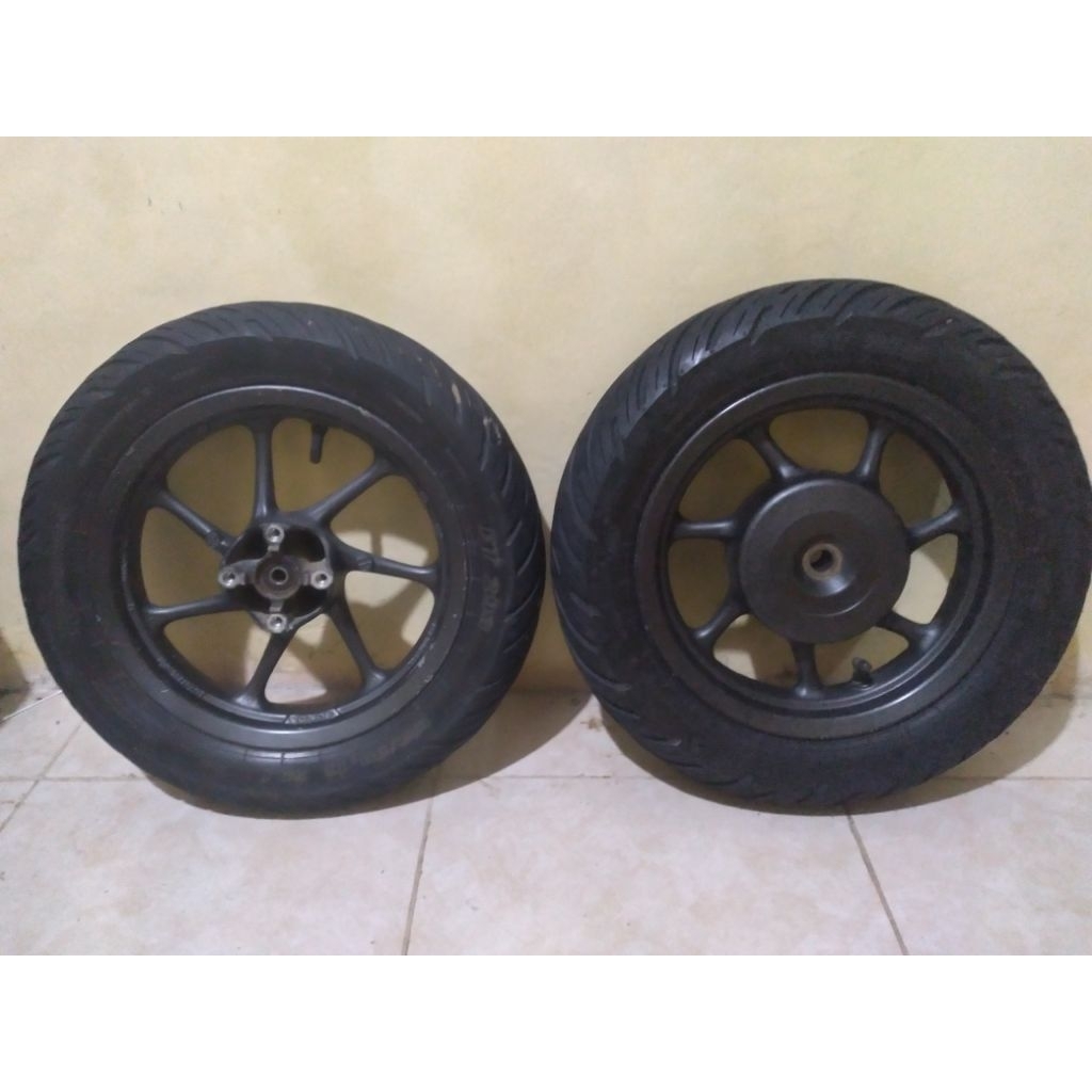 Velg depan belakang honda scoopy old 2019 original copotan[+ BAN ]