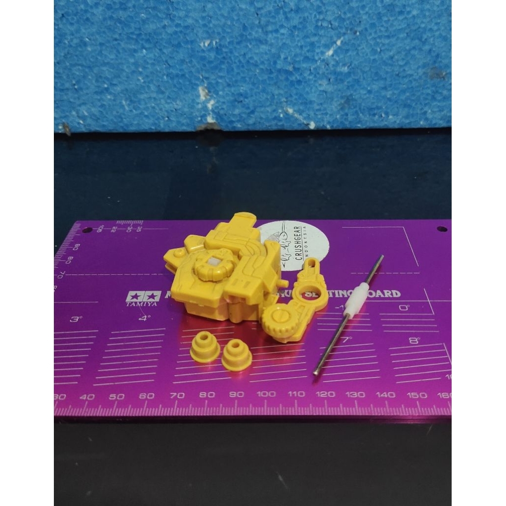 Crush Gear Part IOD-Right