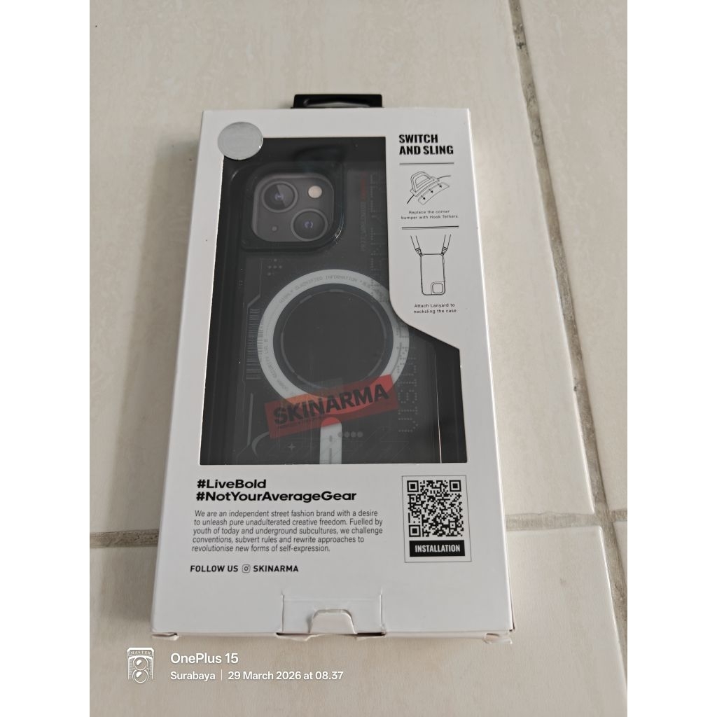 Casing Iphone 13 Skinarma