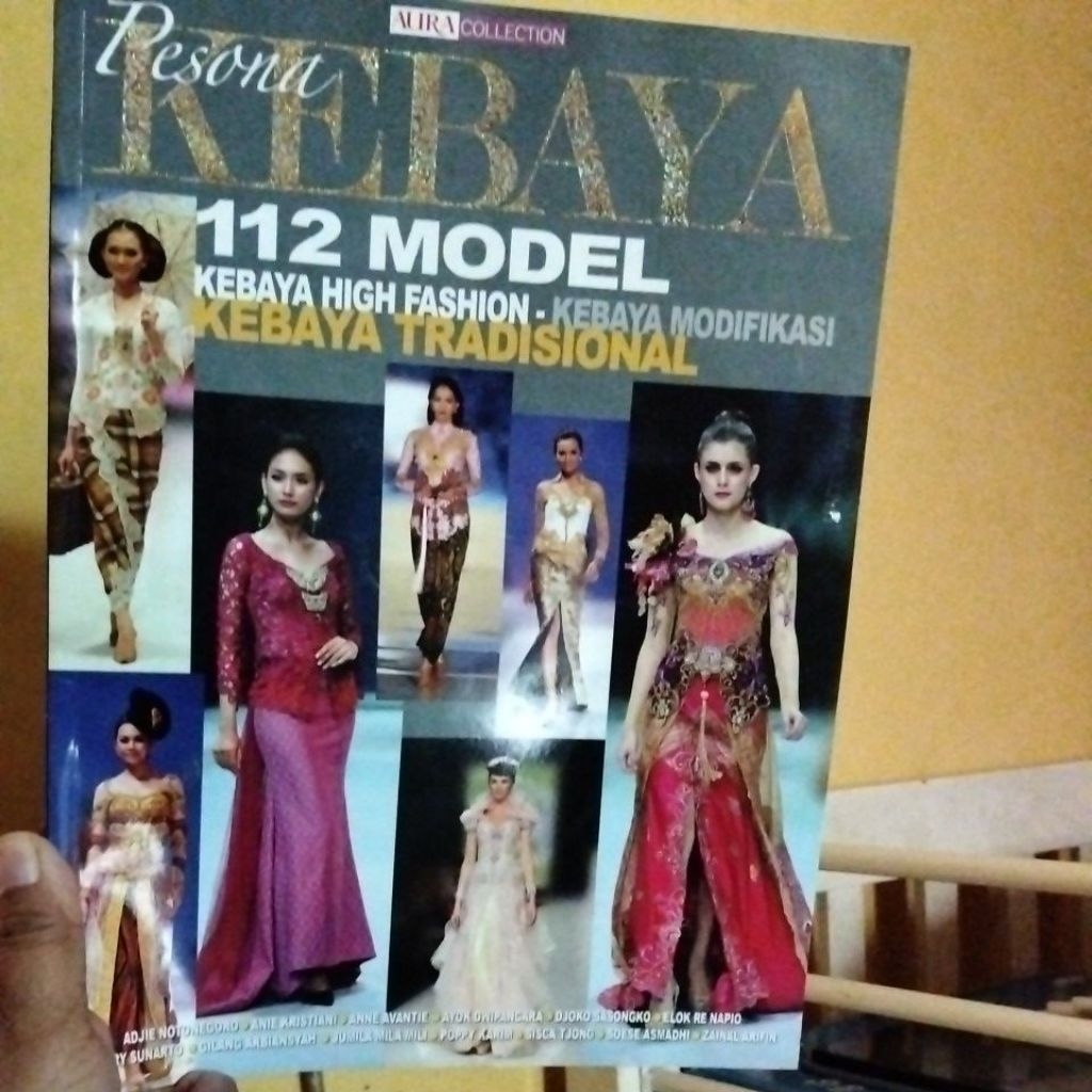 Majalah Model Kebaya