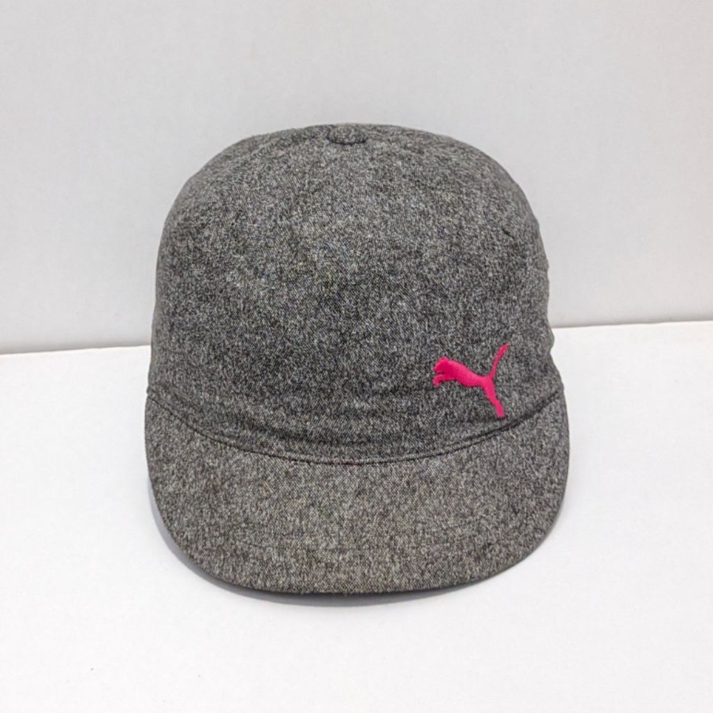 topi Puma visor pendek