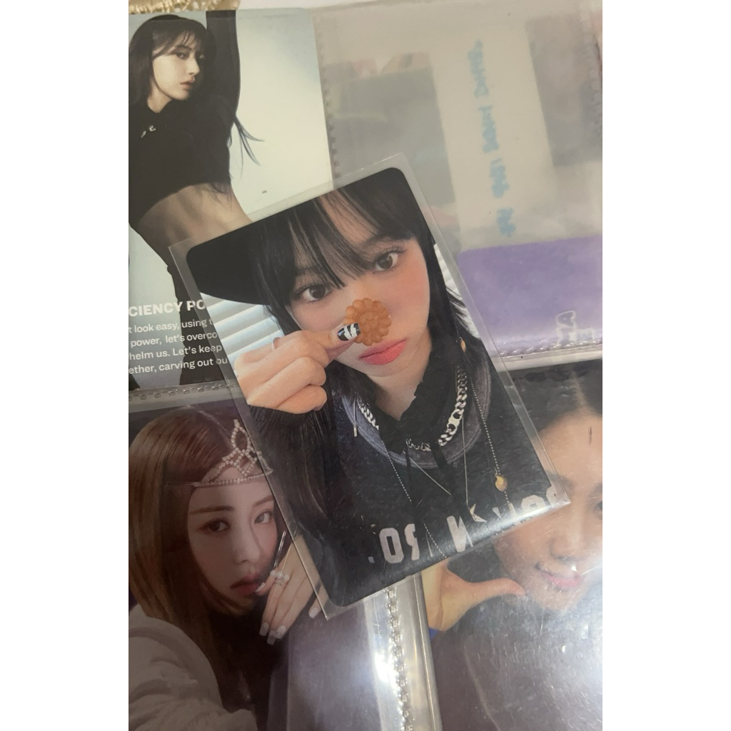 PHOTOCARD CHAEWON COOKIES LESSERAFIM WEVERSE SHOP