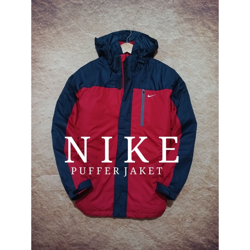 Jaket puffer keren NIKE tebal empuk ringan bekas pakai