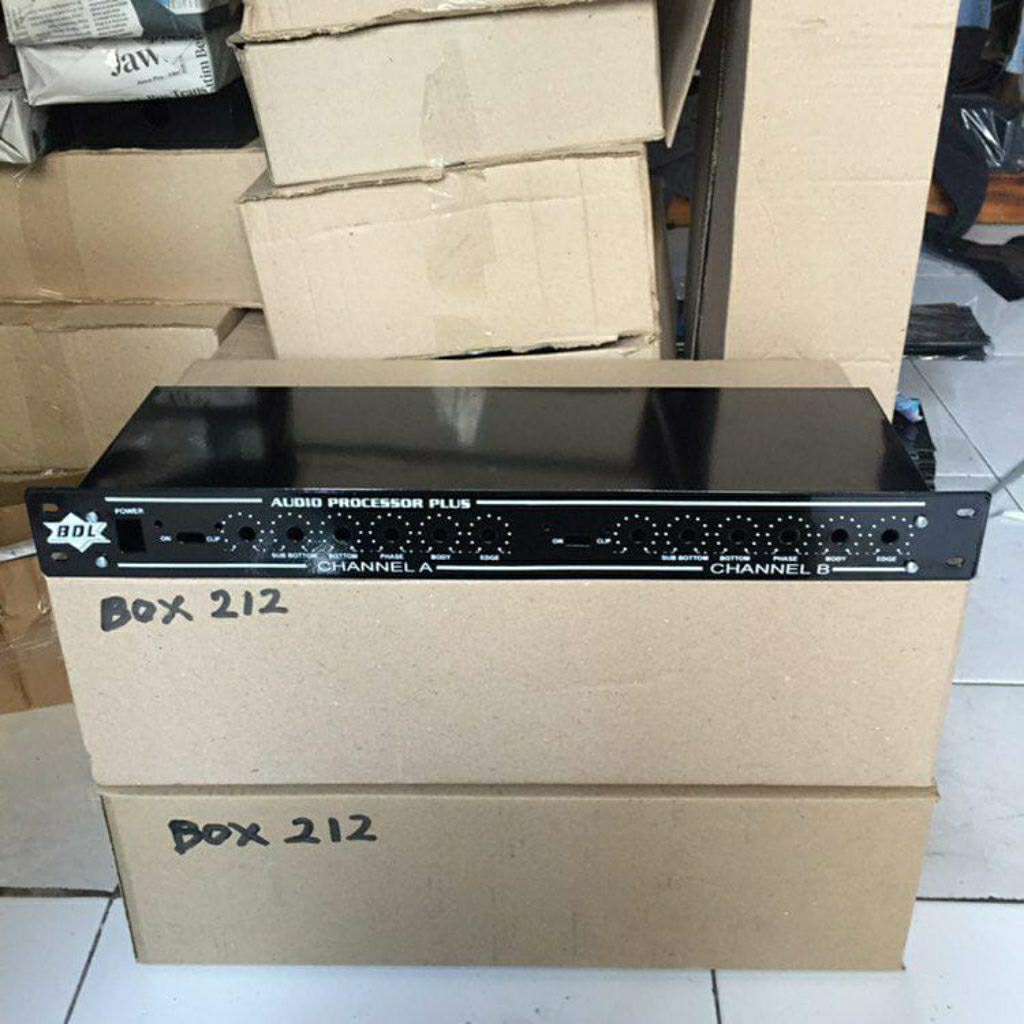Box Crosover 4 way Plus Sub