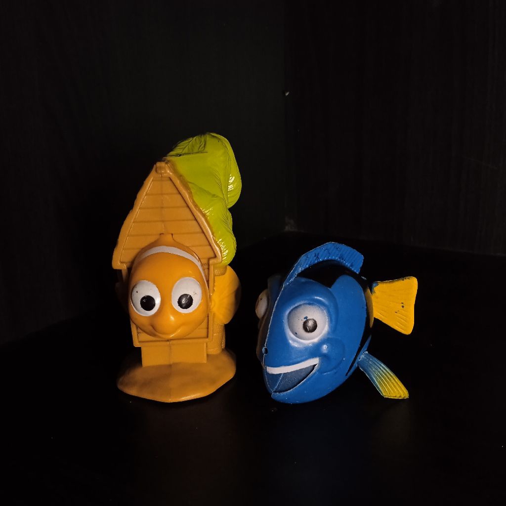 Preloved Figure Nemo & Dory Bundling 2pcs