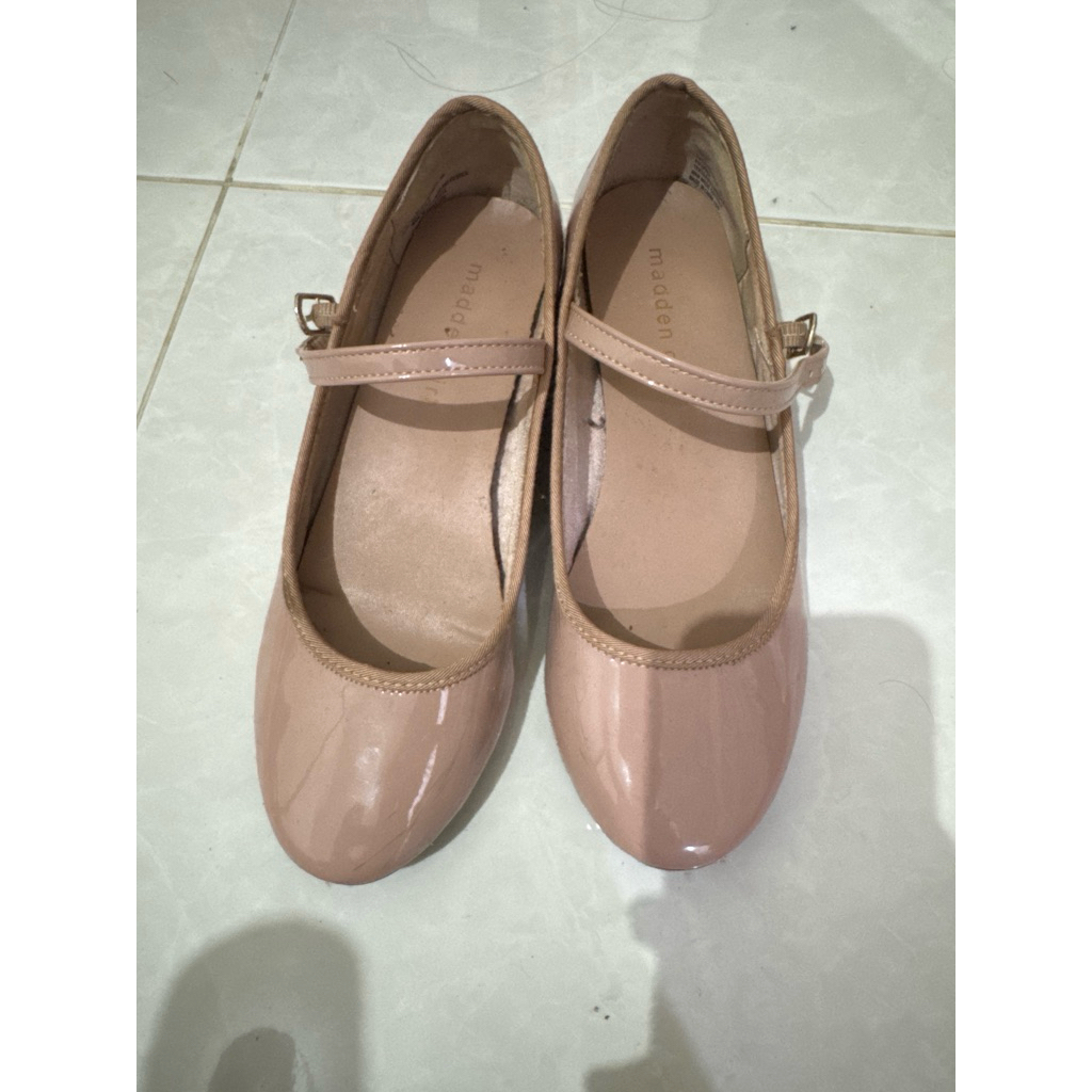 preloved pink heels madden girl