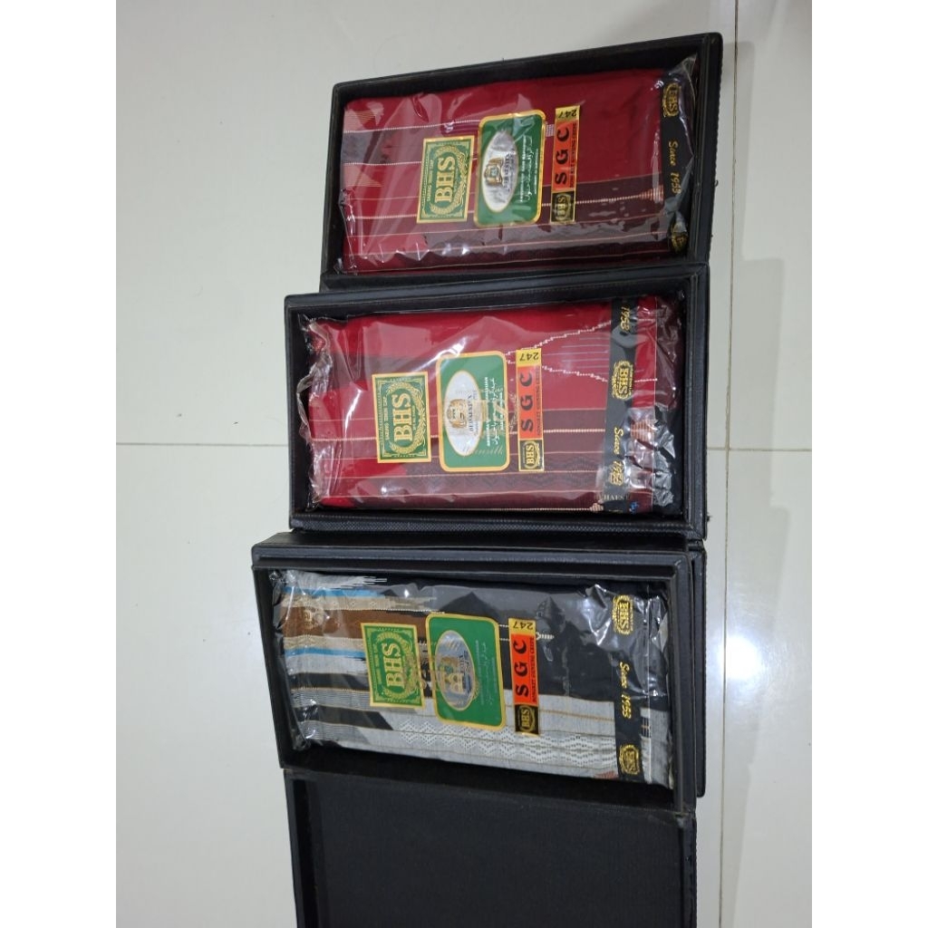 Sarung BHS Spunsilk SGC Merah Full Sutra