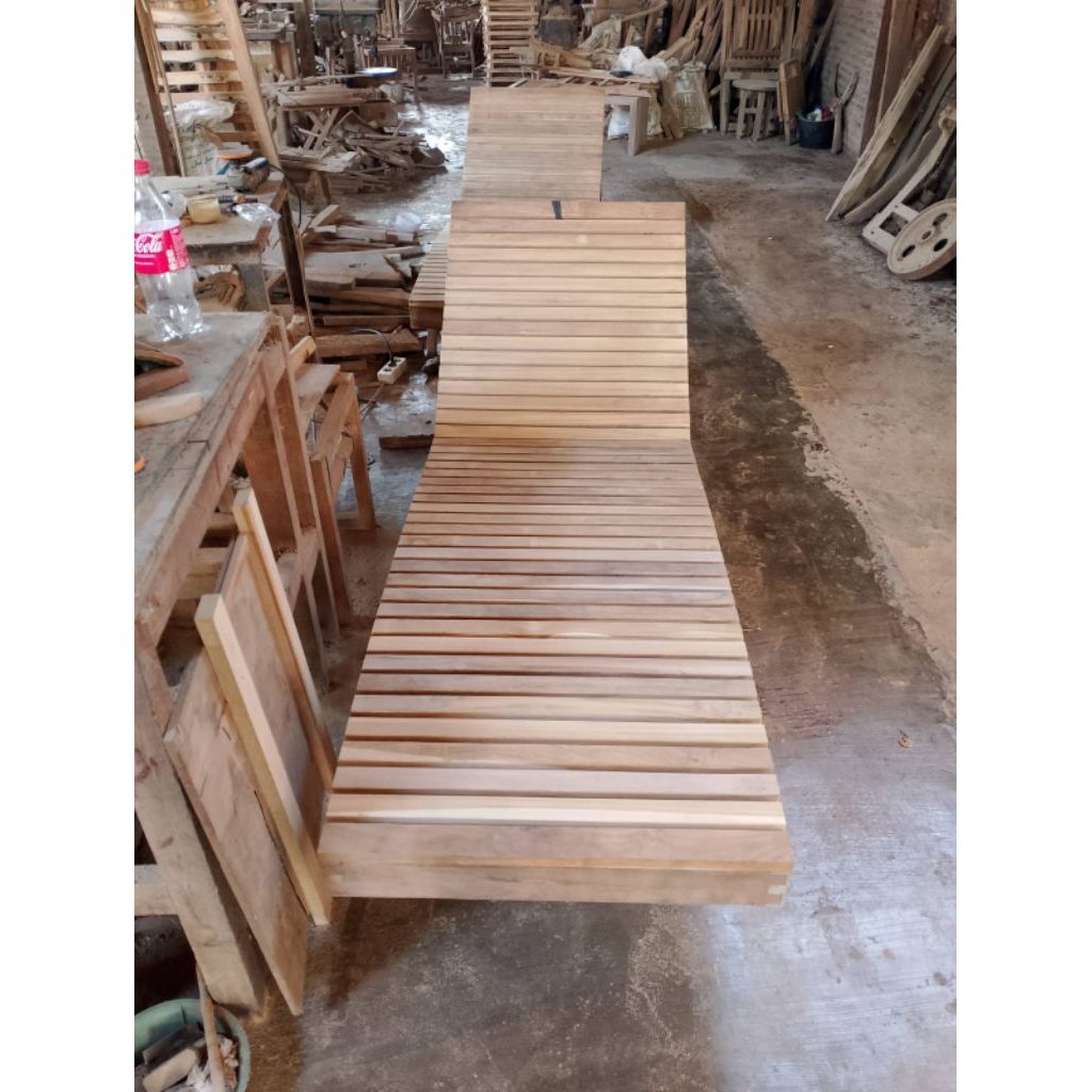 Lounger S /Kursi santai kolam renang
