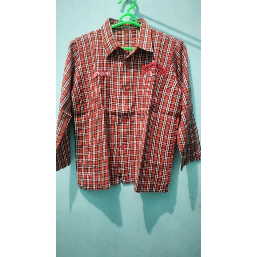 Baju Seragam Sekolah Anak SD Kotak2(Preloved)