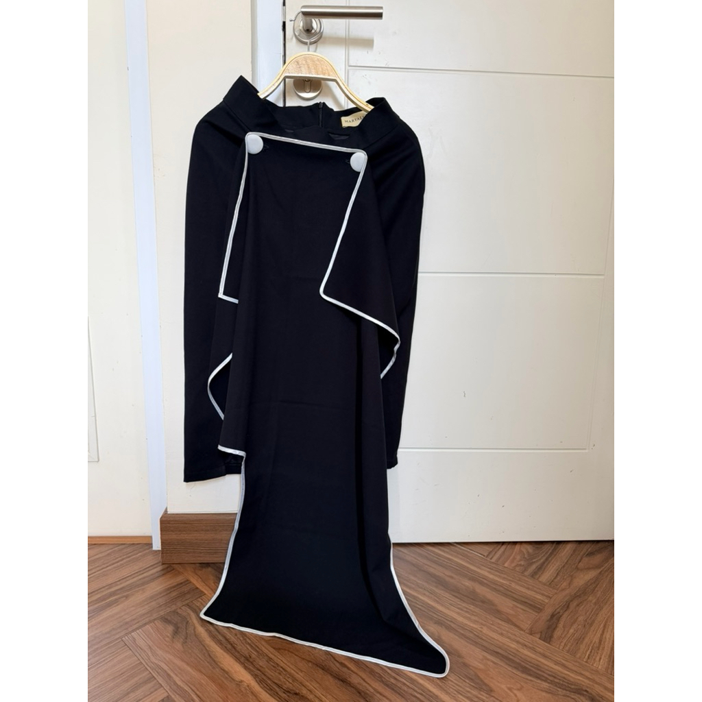 [ PRELOVED LIKE NEW] Maryalle black skirt unik