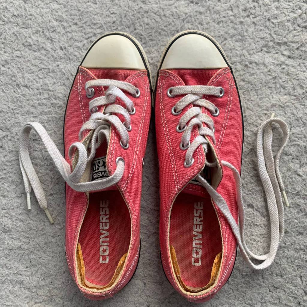 Preloved Sepatu Converse Canvas Chuck Taylor Low Pink uk 36