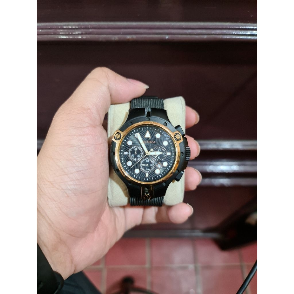 Nautica NSR men's chronograph watch, model A28506G