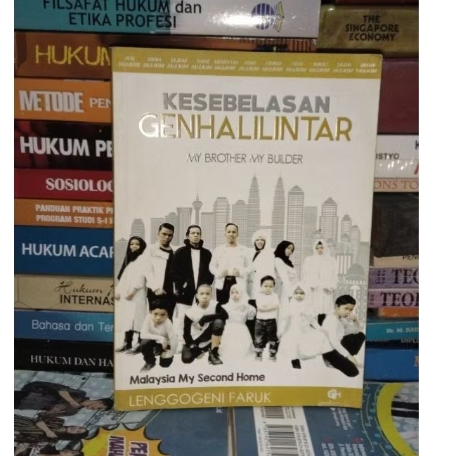 original buku kesebelasan gen Halilintar my brother my builder
