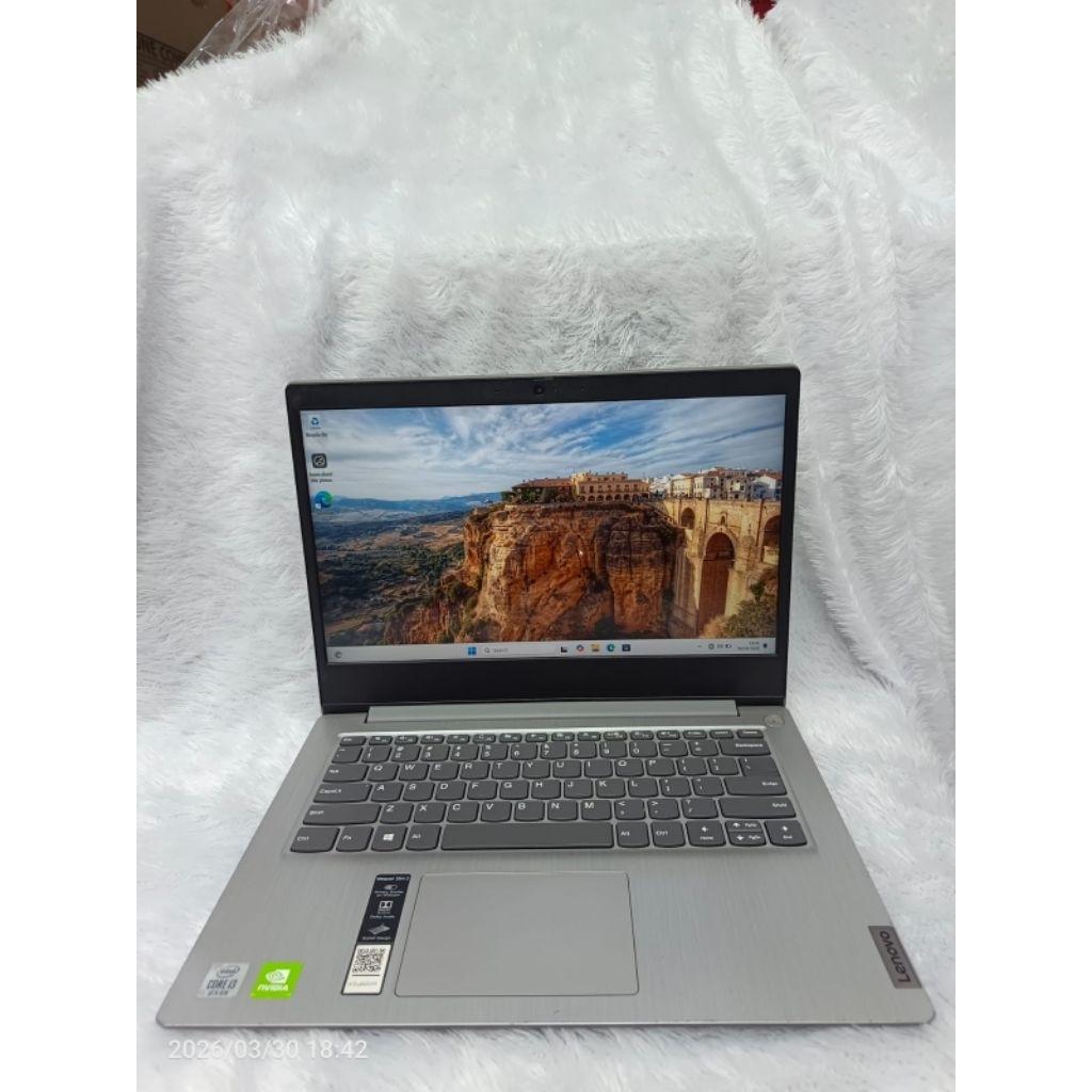 LAPTOP LENOVO IDEAPAD SLIM 3 CORE I3 GEN 10 NVIDIA M330 RAM 8 GB SSD 512 GB SILVER SIAP PAKAI