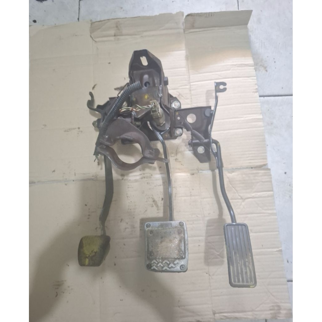 pedal injakan gas rem kupling civic lx grand civic 88-92