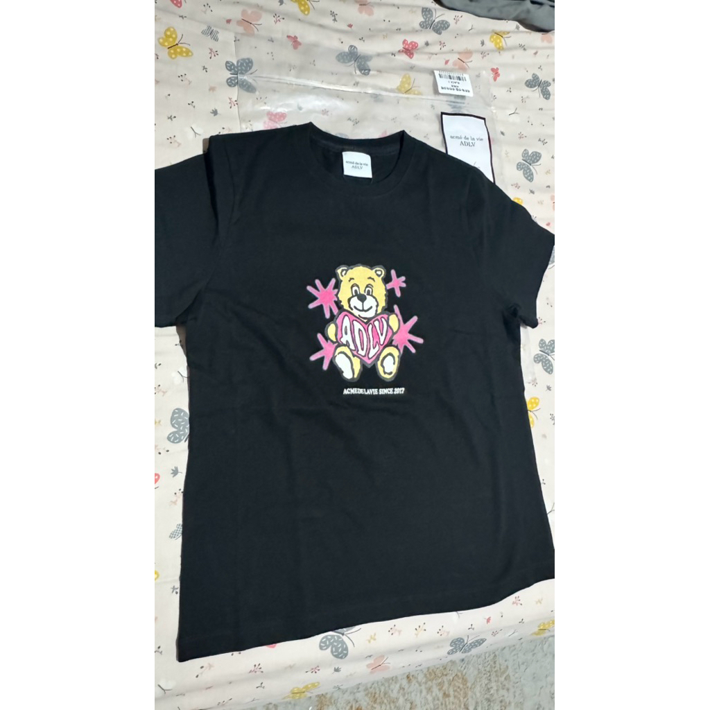 ADLV Tshirt women new original