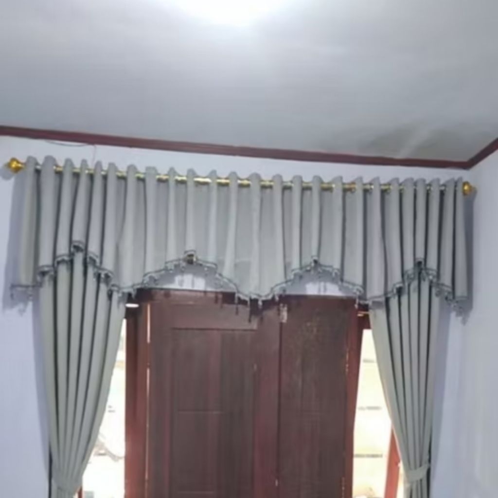 Poni Gorden Rumbai Renda Love Atas Pintu Jendela Lebar 24 Gelembung Mewah Blackout Import Model Smok