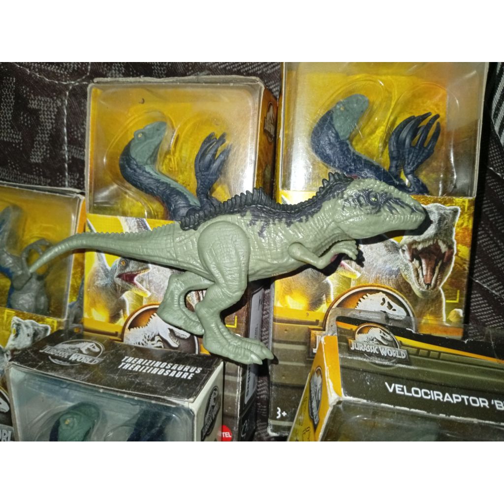 MATTEL. ACTION FIGURE. DINO. JURASSIC WORLD. GIGANOTOSAURUS