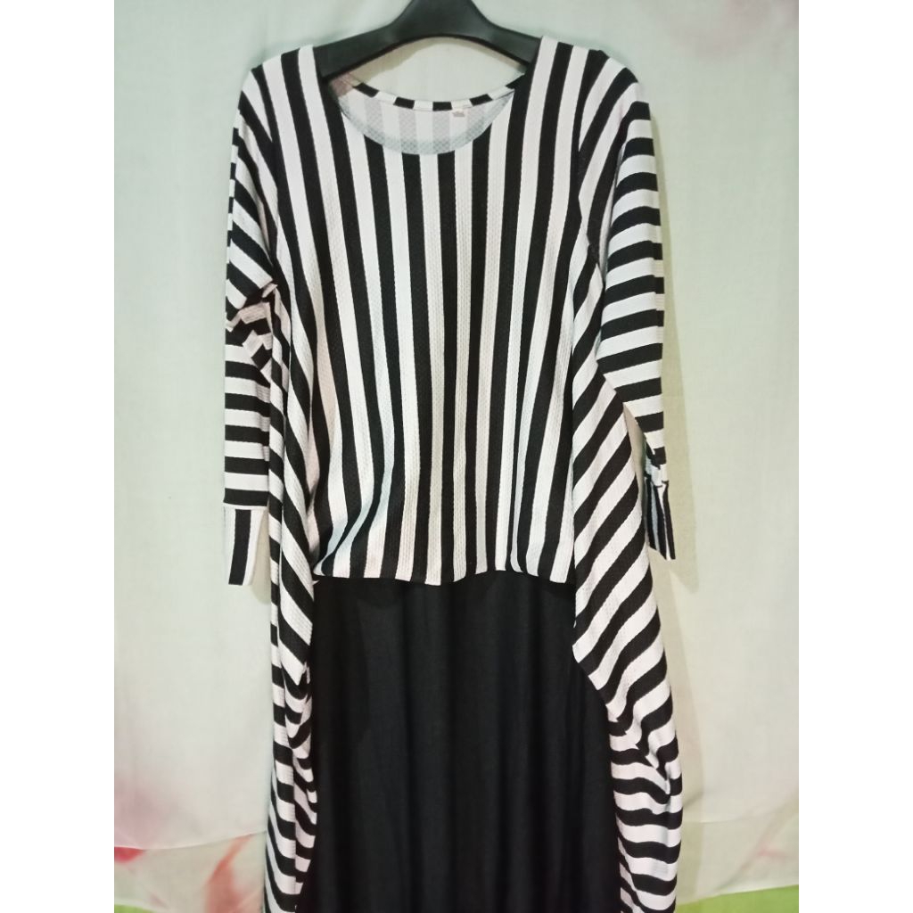 GAMIS WANITA ZEBRA (GARIS HITAM PUTIH)
