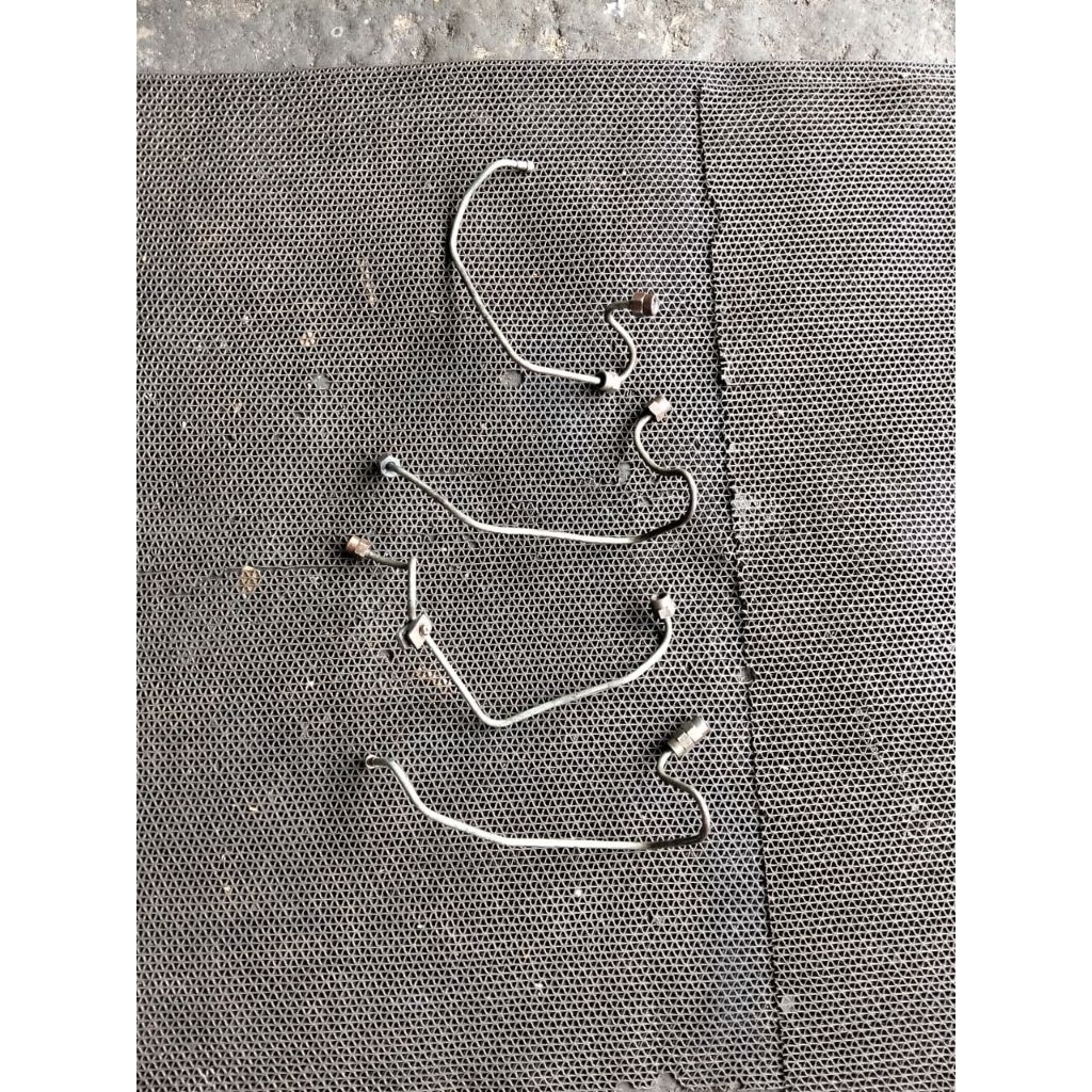 SELANG PIPA BOSPOM INJECTOR PANTHER C223 2.3 ORIGINAL