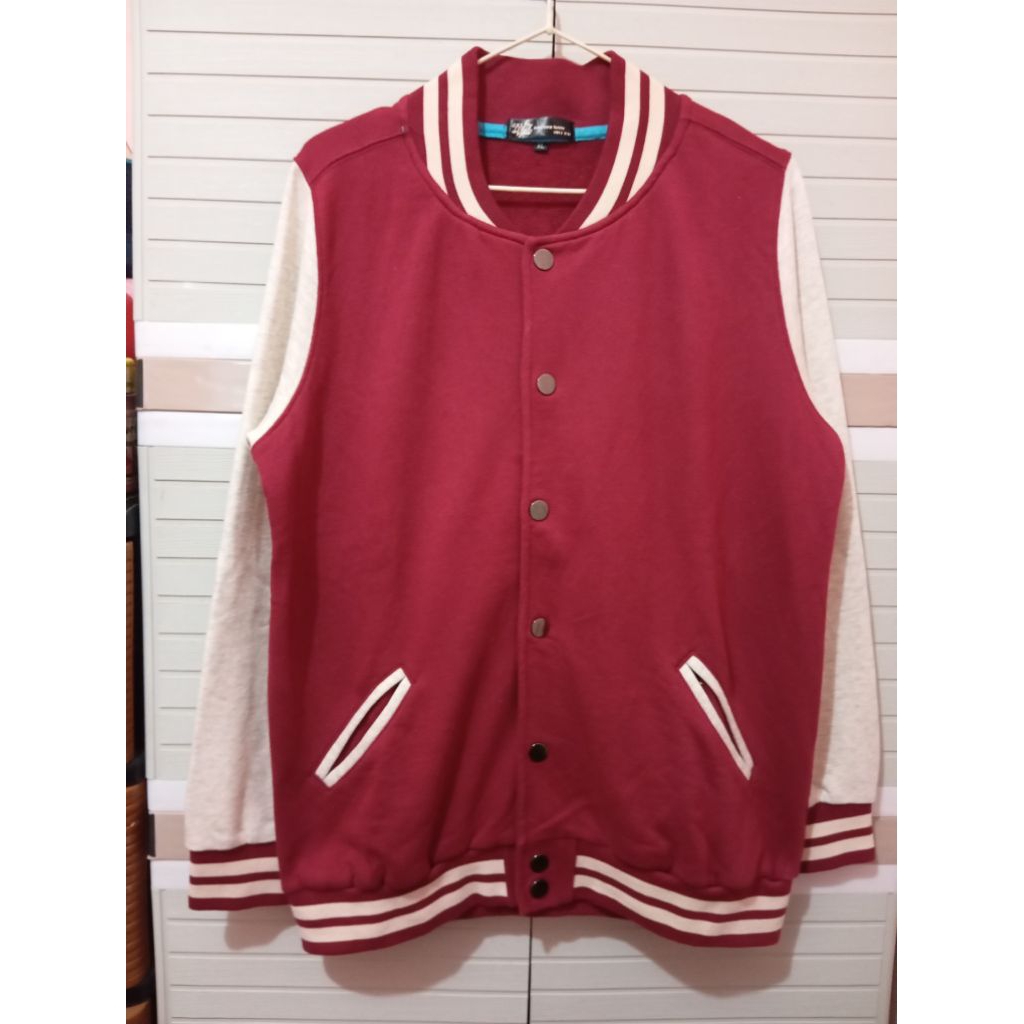Varsity Preloved