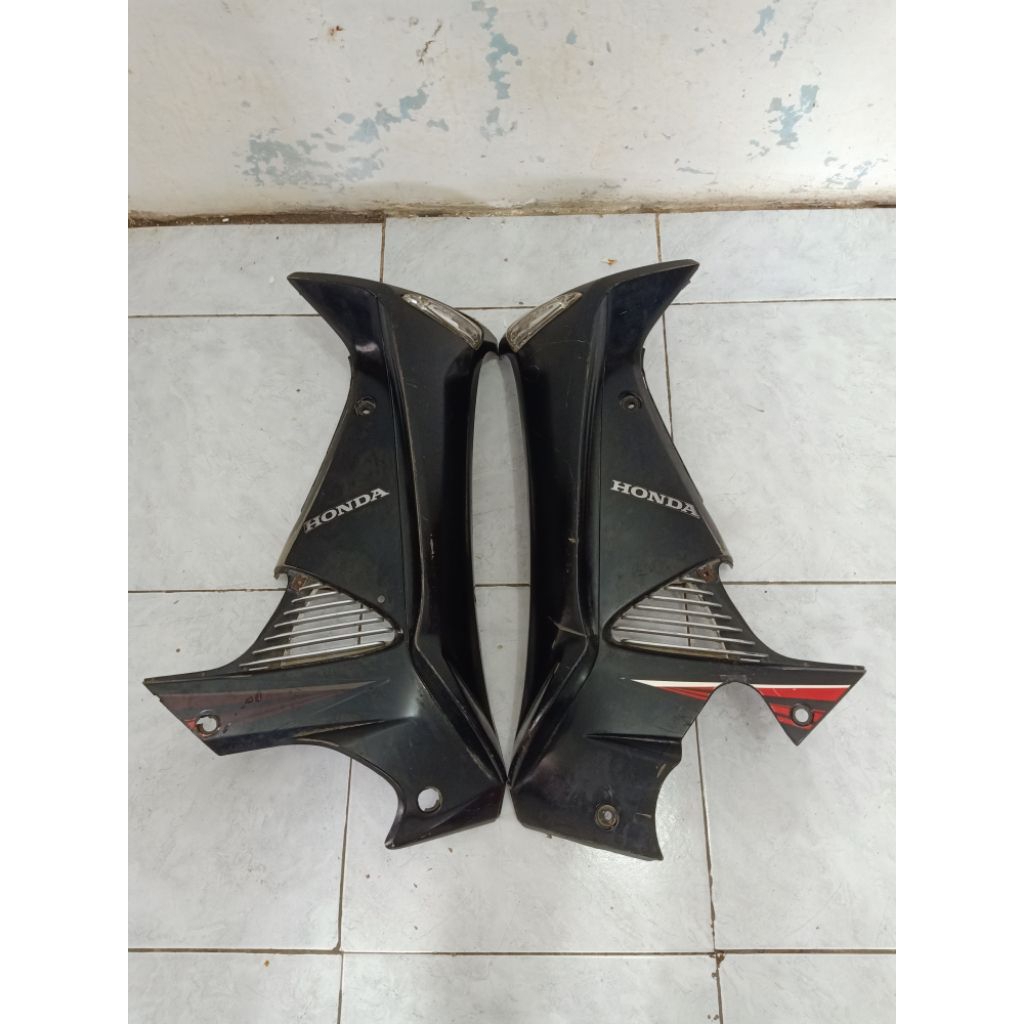SAYAP SET KANAN KIRI HONDA SUPRA 125 ORIGINAL COPOTAN