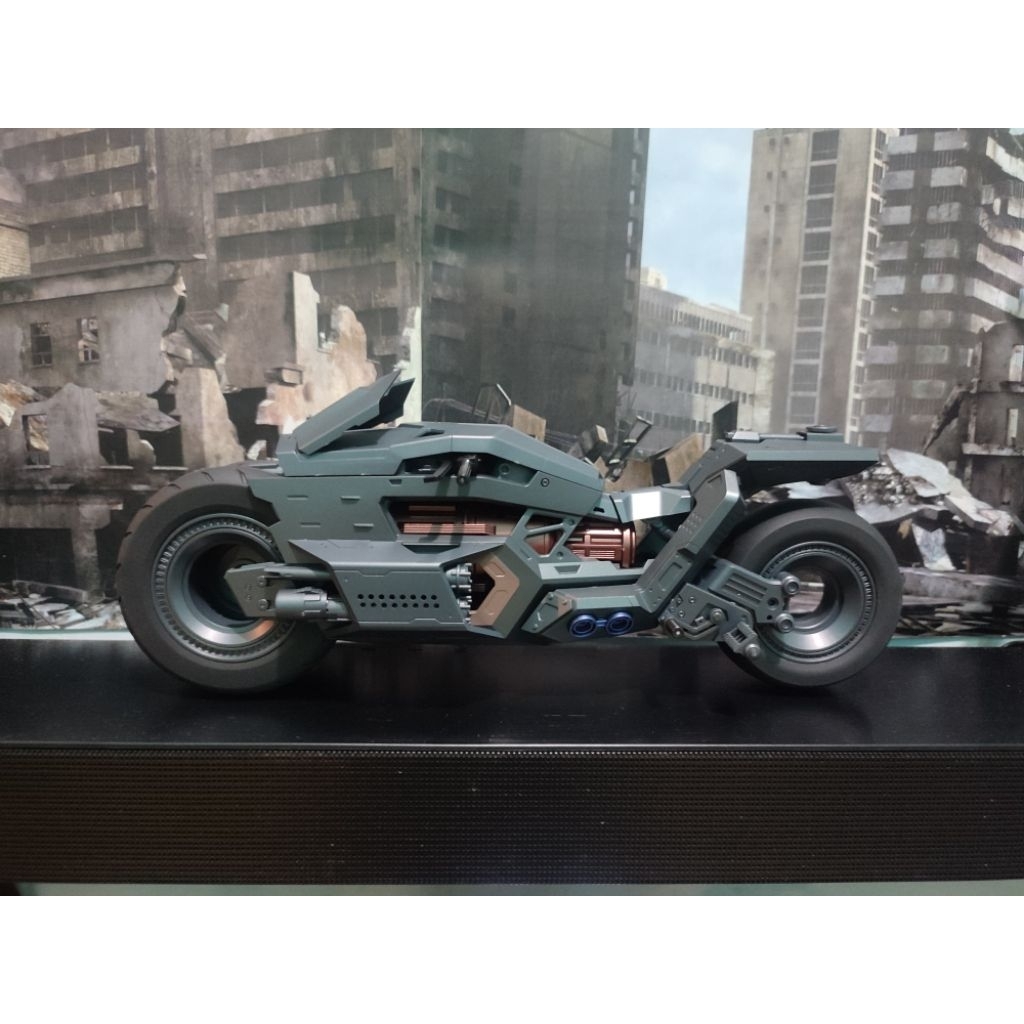 modoking batcycle batman ben Affleck