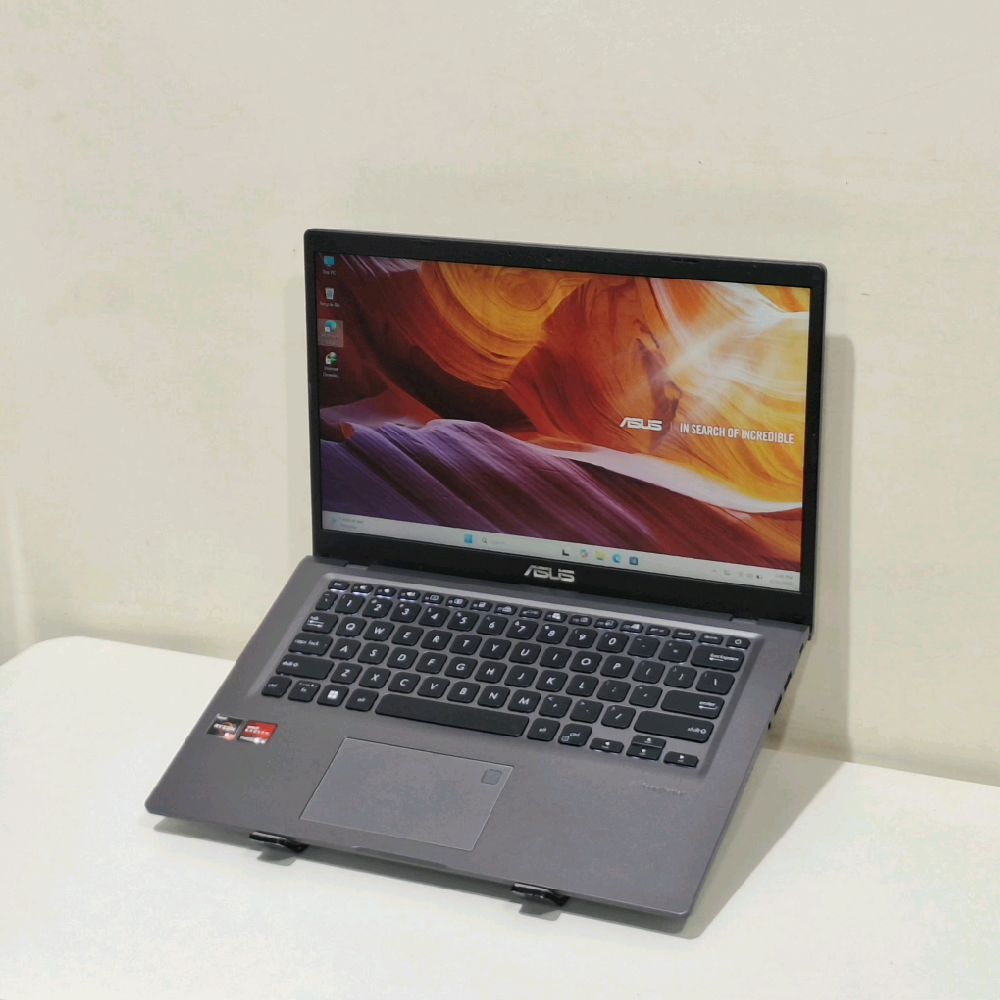 ASUS VIVOBOOK M415DAO AMD RYZEN 3 3250U RAM 8GB SSD 512GB 14in FHD IPS BAZZEL