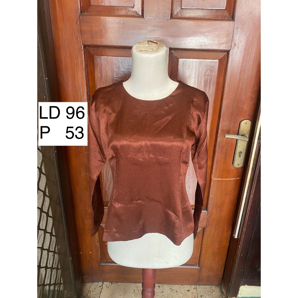 Brown Top Atasan Coklat Blouse Wanita Bahan Licin Satin