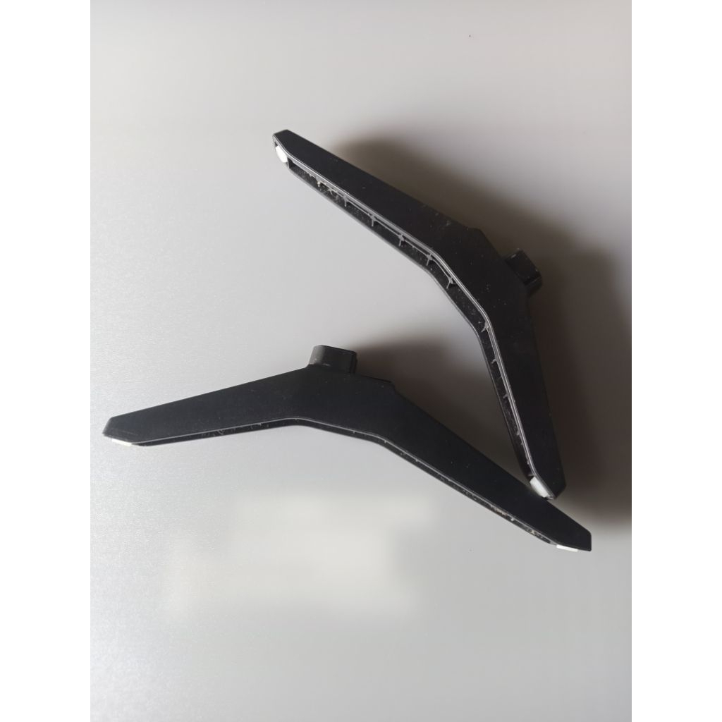 STAND KAKI TV LG 43LM5500PTA BEKAS NORMAL