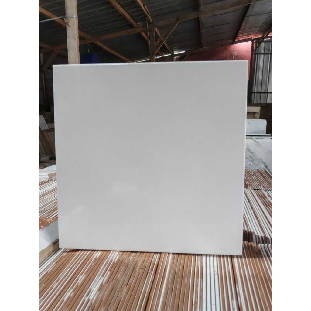 KERAMIK 50X50 PUTIH POLOS
