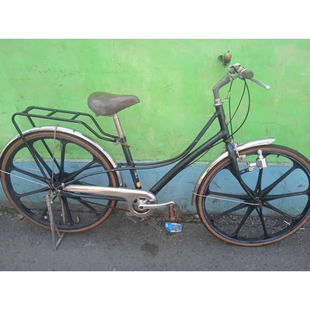 sepeda vintage Bridgestone